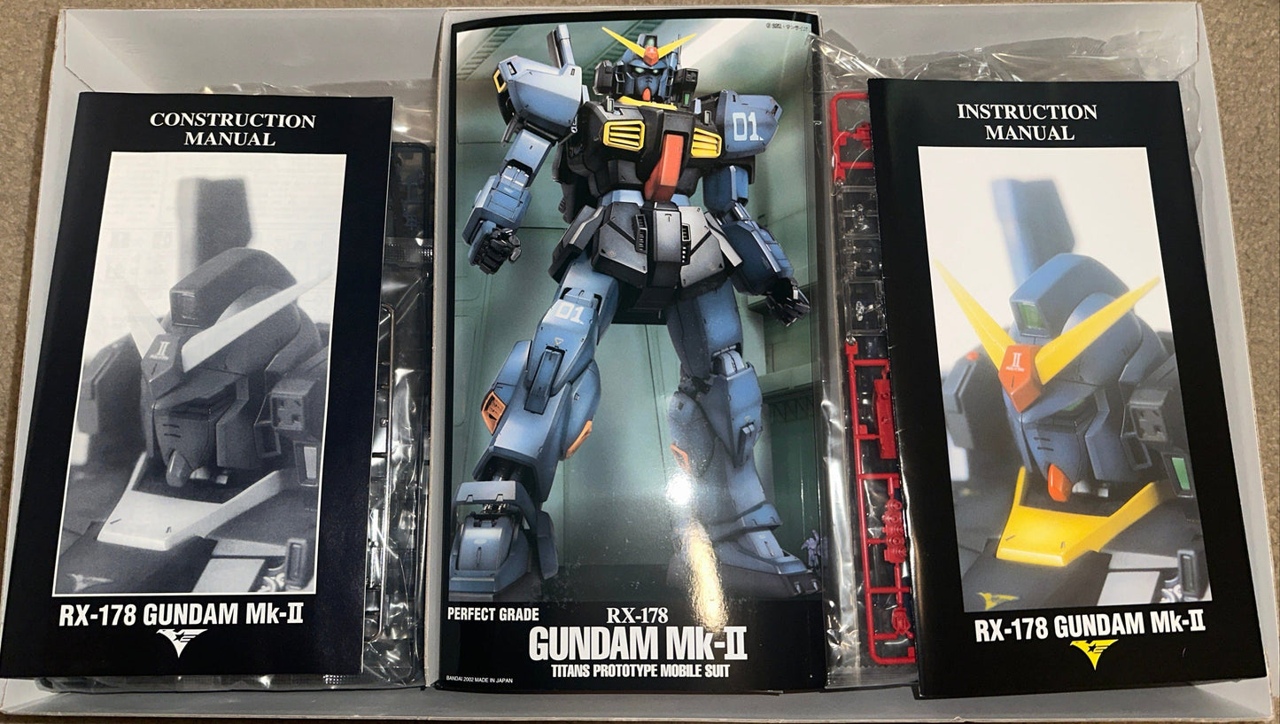 Mobile Suit Zeta Gundam Toys & Hobbies: Models & Kits:Science Fiction:Gundam PG RX-178 GUNDAM Mk-II (Box Damage)