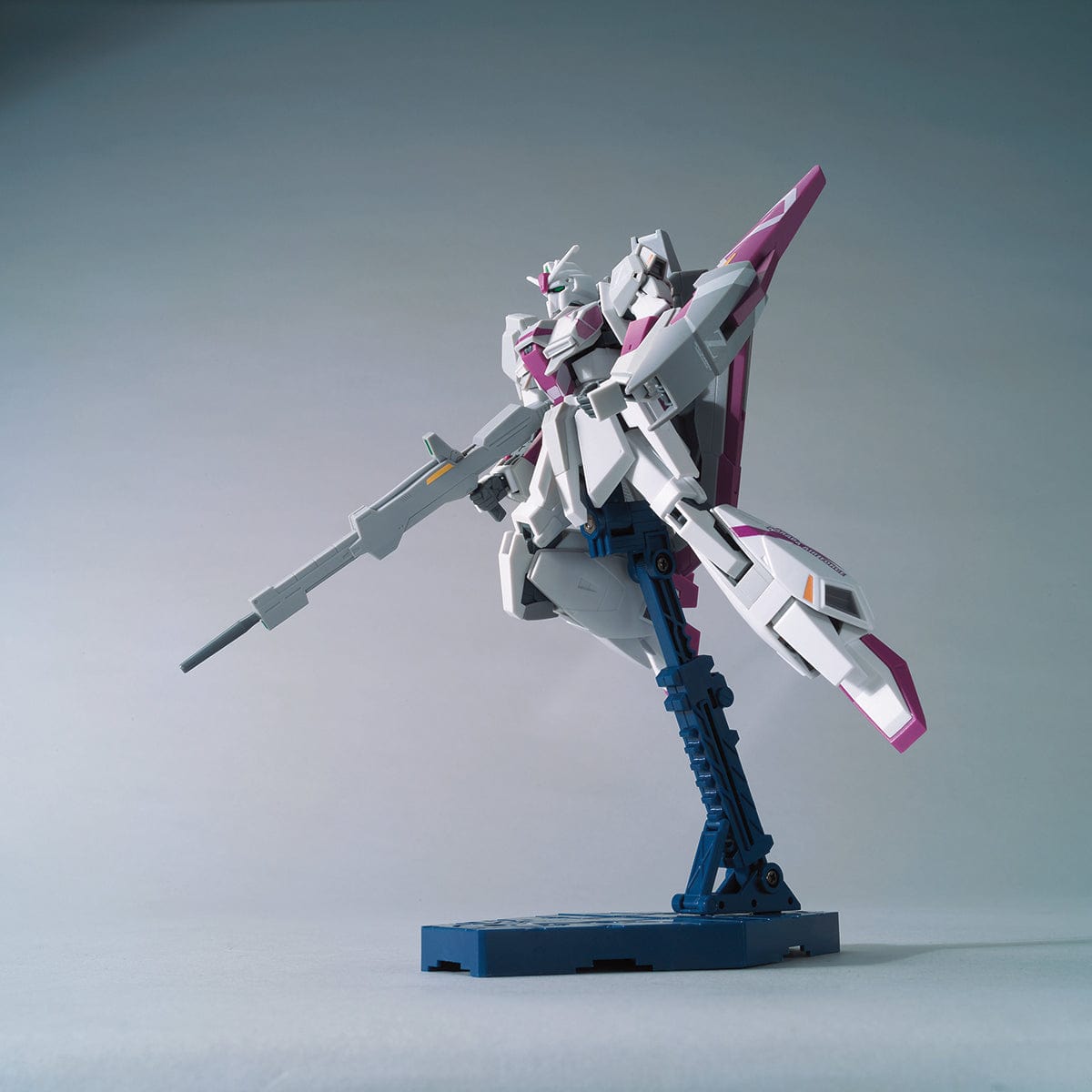 Mobile Suit Zeta Gundam Toys & Hobbies: Models & Kits:Science Fiction:Gundam HG THE GUNDAM BASE LIMITED ZETA GUNDAM III